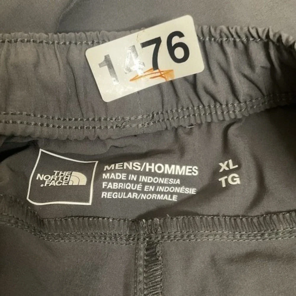 The North Face Gray Asphalt Unlined Hiking Fishing Chino Shorts Men XL Indonesia